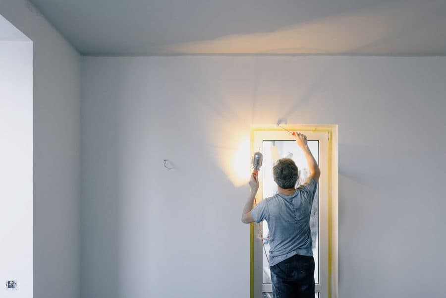 Repeindre avant les fêtes : le calendrier réaliste pour un chantier terminé à temps